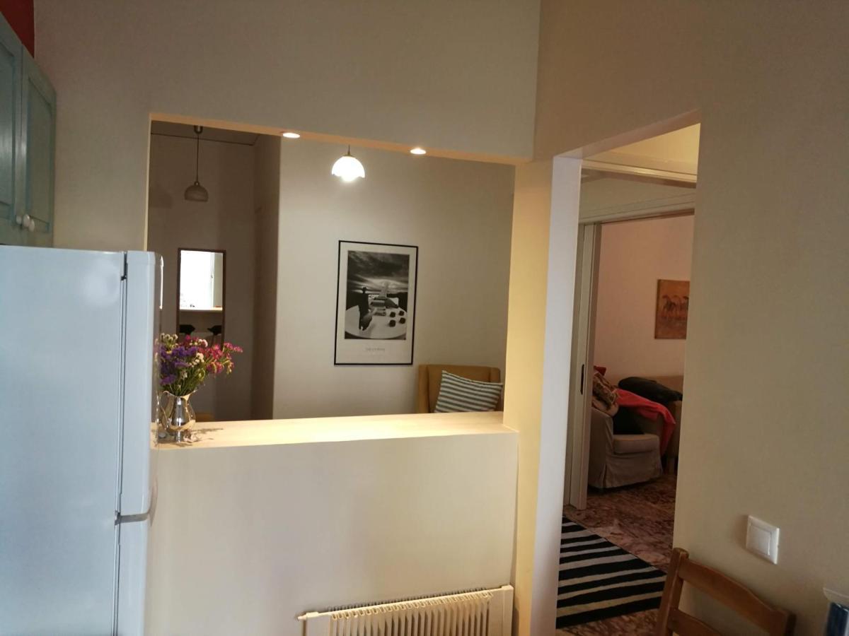 Maria'S Cozy Apartment In Palaio Faliro Афины Экстерьер фото