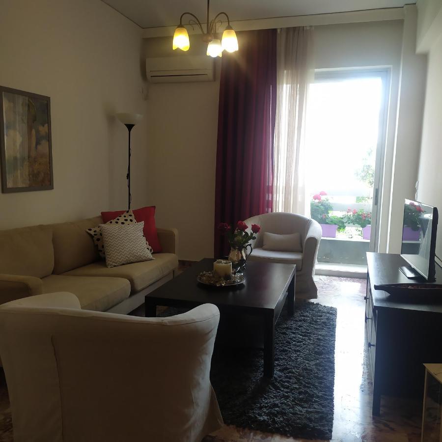 Maria'S Cozy Apartment In Palaio Faliro Афины Экстерьер фото
